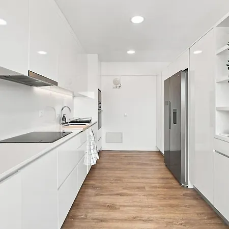 Apartamento T2 With Pool And Balcony In
